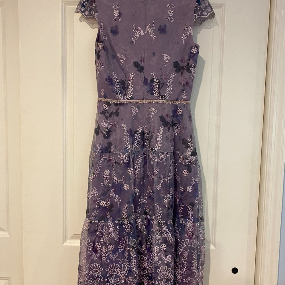 Marchesa Lilac  Cap Sleeve Eyelet Organza Cocktail Formal Dress, Size 4 - Picture 4 of 6